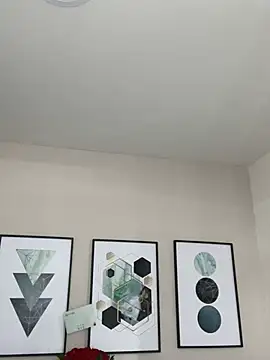 DianaHopson online show from February 15, 2025, 2:22 pm