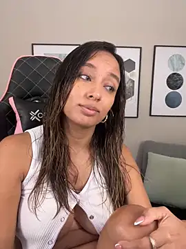 DianaHopson online show from March 13, 2025, 1:50 pm