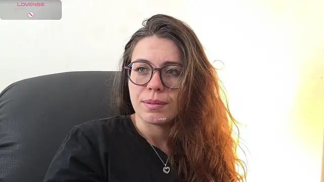 irinasweet27 online show from September 10, 2025, 12:27 pm