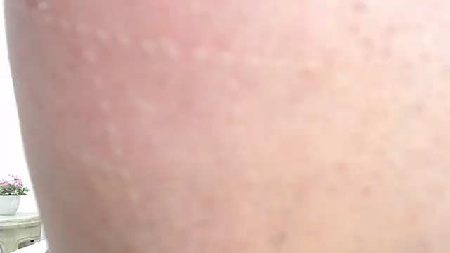 Snapshot of TiffanyFox1 chatting on January 18, 2025, 5:04 pm TiffanyFox1 online show from January 18, 2025, 5:04 pm