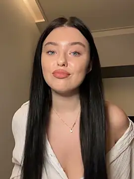 Angela Fosterr online show from September 26, 2025, 10:52 am