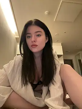 Angela Fosterr online show from April 9, 2026, 6:13 pm