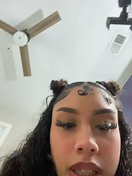 badbaby187 online show from November 28, 2025, 5:37 pm