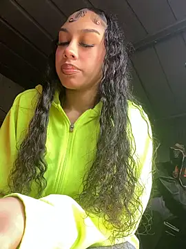 Snapshot of badbaby187 chatting on February 24, 2026, 3:54 pm badbaby187 online show from February 24, 2026, 3:54 pm