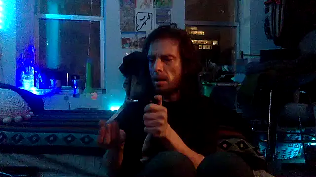 DownstairsSky online show from December 21, 2024, 2:41 am