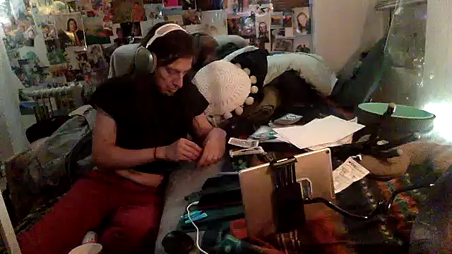 DownstairsSky online show from January 31, 2025, 5:51 am