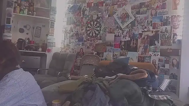 DownstairsSky online show from February 13, 2025, 9:49 pm