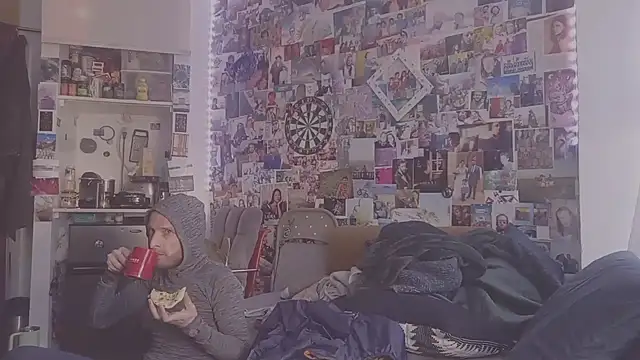 DownstairsSky online show from February 17, 2025, 9:30 pm