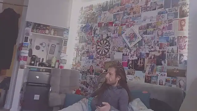 DownstairsSky online show from March 1, 2025, 4:11 pm