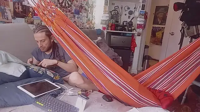 DownstairsSky online show from March 16, 2025, 1:17 pm