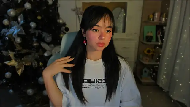 Olivia xd  online show from November 30, 2025, 9:24 am