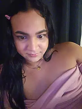 Snapshot of Andrys_ chatting on July 14, 2026, 4:50 am Andrys online show from July 14, 2026, 4:50 am