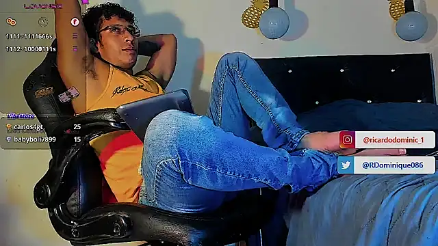 Snapshot of FuckHardlove chatting on March 2, 2025, 2:08 am FuckHardlove online show from March 2, 2025, 2:08 am