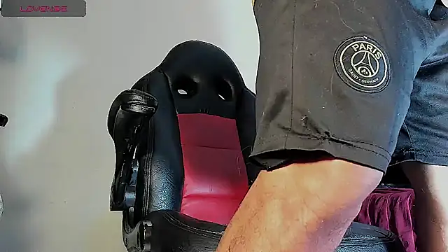 Snapshot of FuckHardlove chatting on October 22, 2025, 4:18 pm FuckHardlove online show from October 22, 2025, 4:18 pm