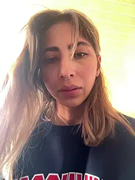 Snapshot of Ameellie chatting on January 19, 2025, 1:44 pm Ameellie online show from January 19, 2025, 1:44 pm