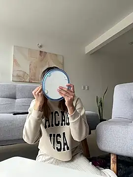 Snapshot of Ameellie chatting on February 27, 2025, 2:43 pm Ameellie online show from February 27, 2025, 2:43 pm