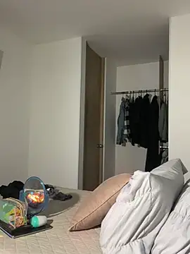 Snapshot of Ameellie chatting on March 4, 2025, 5:13 pm Ameellie online show from March 4, 2025, 5:13 pm