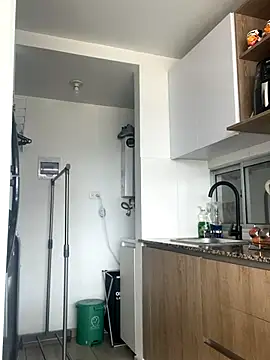 Snapshot of Ameellie chatting on September 10, 2025, 3:56 pm Ameellie online show from September 10, 2025, 3:56 pm