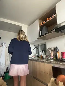 Snapshot of Ameellie chatting on October 19, 2025, 6:08 pm Ameellie online show from October 19, 2025, 6:08 pm