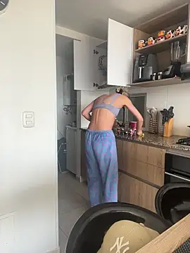 Snapshot of Ameellie chatting on October 23, 2025, 3:22 pm Ameellie online show from October 23, 2025, 3:22 pm