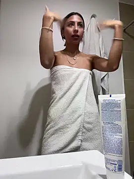 Snapshot of Ameellie chatting on November 20, 2025, 4:07 pm Ameellie online show from November 20, 2025, 4:07 pm