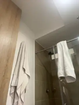 Ameellie online show from April 18, 2026, 7:18 pm