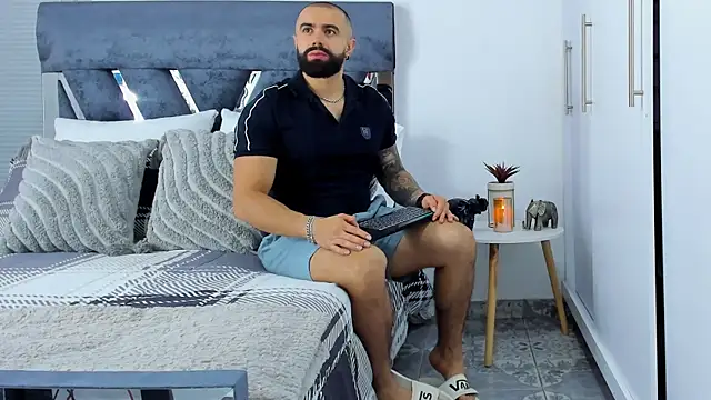 Zack Froone online show from November 15, 2025, 3:30 pm