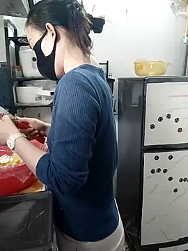 I AM NOT A SLUT online show from November 12, 2025, 2:56 am