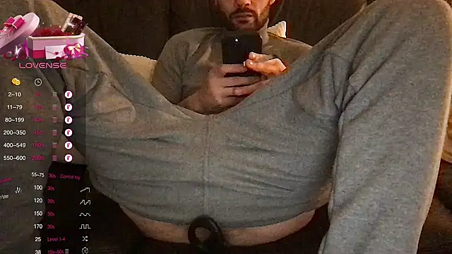 Snapshot of athenphysics chatting on December 6, 2024, 4:06 pm athenphysics online show from December 6, 2024, 4:06 pm