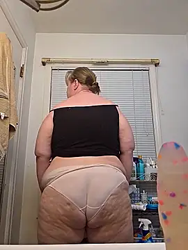 Snapshot of virgieblanca chatting on April 20, 2026, 2:03 am virgieblanca online show from April 20, 2026, 2:03 am