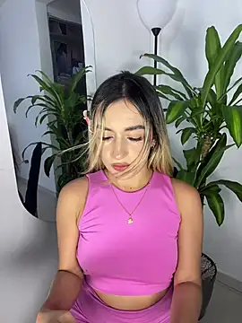 Snapshot of alison_collins chatting on March 3, 2026, 7:20 pm alison collins online show from March 3, 2026, 7:20 pm