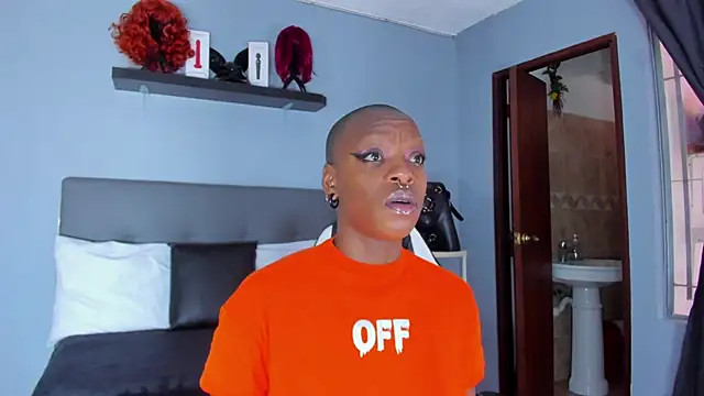 Coco Kiss online show from October 20, 2025, 7:03 pm