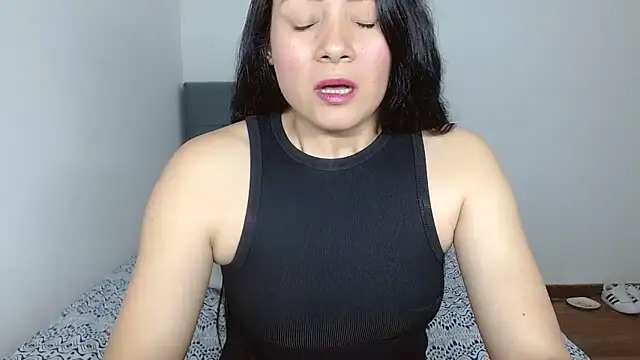 Snapshot of celeste_2023 chatting on September 26, 2025, 3:43 am celeste 2023 online show from September 26, 2025, 3:43 am