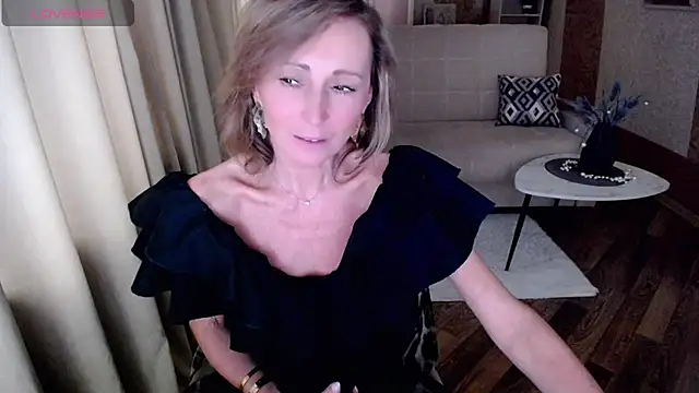 HornyMilf 777 online show from February 1, 2025, 11:43 am