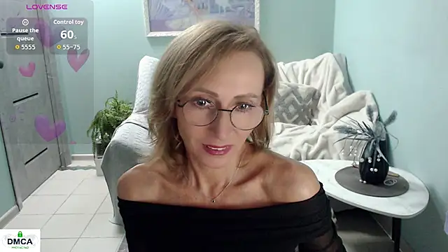 HornyMilf 777 online show from July 18, 2026, 7:12 am