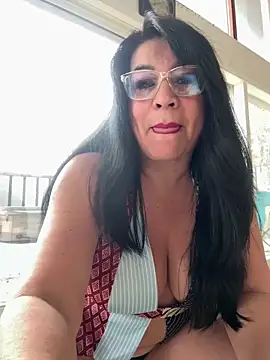 Jadeh Williams02 online show from February 20, 2026, 2:39 pm