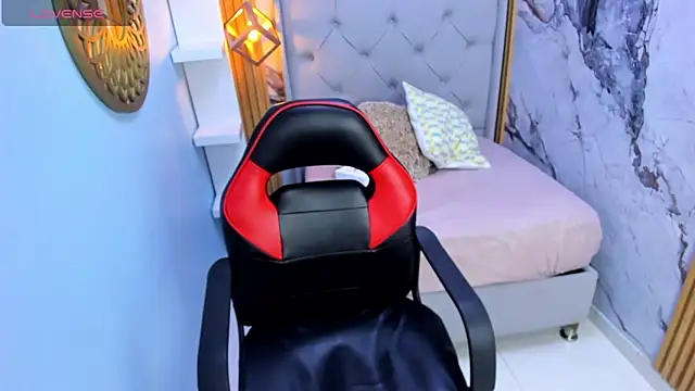 MILEY JOAS2 online show from September 29, 2025, 6:24 pm