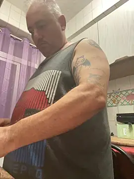 Russirayu online show from October 14, 2025, 6:20 pm