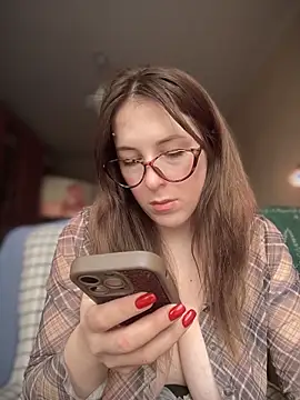 MommmyYummy online show from January 7, 2026, 11:12 am