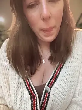 MommmyYummy online show from April 5, 2026, 2:25 pm