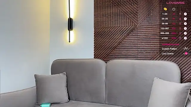 MonikaBos online show from December 2, 2025, 9:43 pm