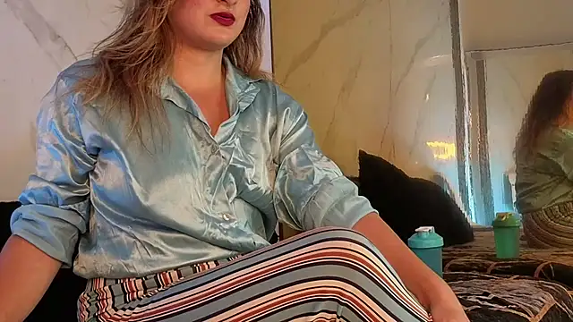 CandyQueenGold online show from March 23, 2026, 6:56 pm