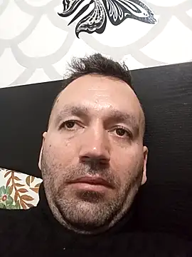 Snapshot of florin421 chatting on February 27, 2026, 5:51 am florin421 online show from February 27, 2026, 5:51 am