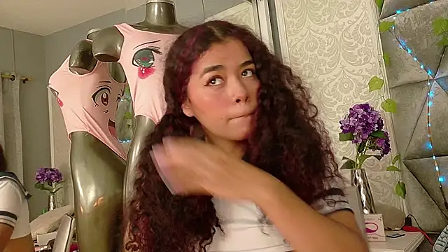 Angela lovee online show from September 27, 2025, 12:54 pm