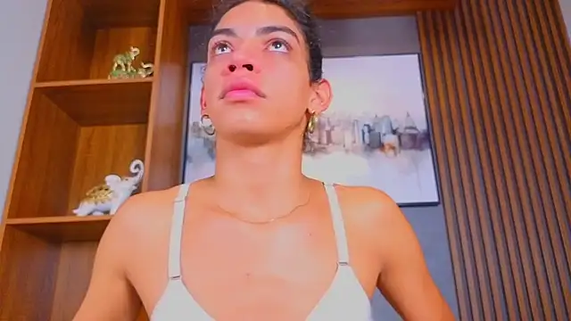 Snapshot of Alahia_Rodriguez chatting on July 1, 2026, 8:08 pm Alahia Rodriguez online show from July 1, 2026, 8:08 pm