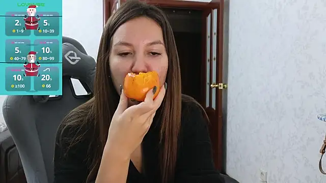 Nelly Fischer online show from January 6, 2025, 3:08 pm