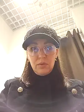 Ulyana72882 online show from January 4, 2025, 2:46 pm