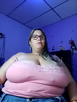 EllisW8 online show from November 21, 2025, 1:04 am