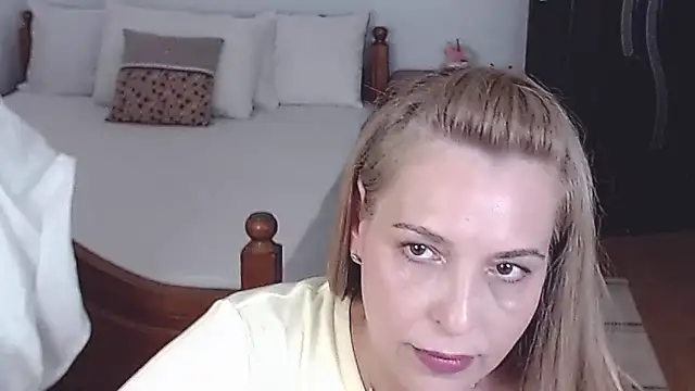 Snapshot of evamaria2024 chatting on June 29, 2026, 8:42 am evamaria2024 online show from June 29, 2026, 8:42 am