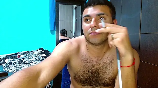 2ScarletandRyan8 online show from February 3, 2025, 10:54 pm